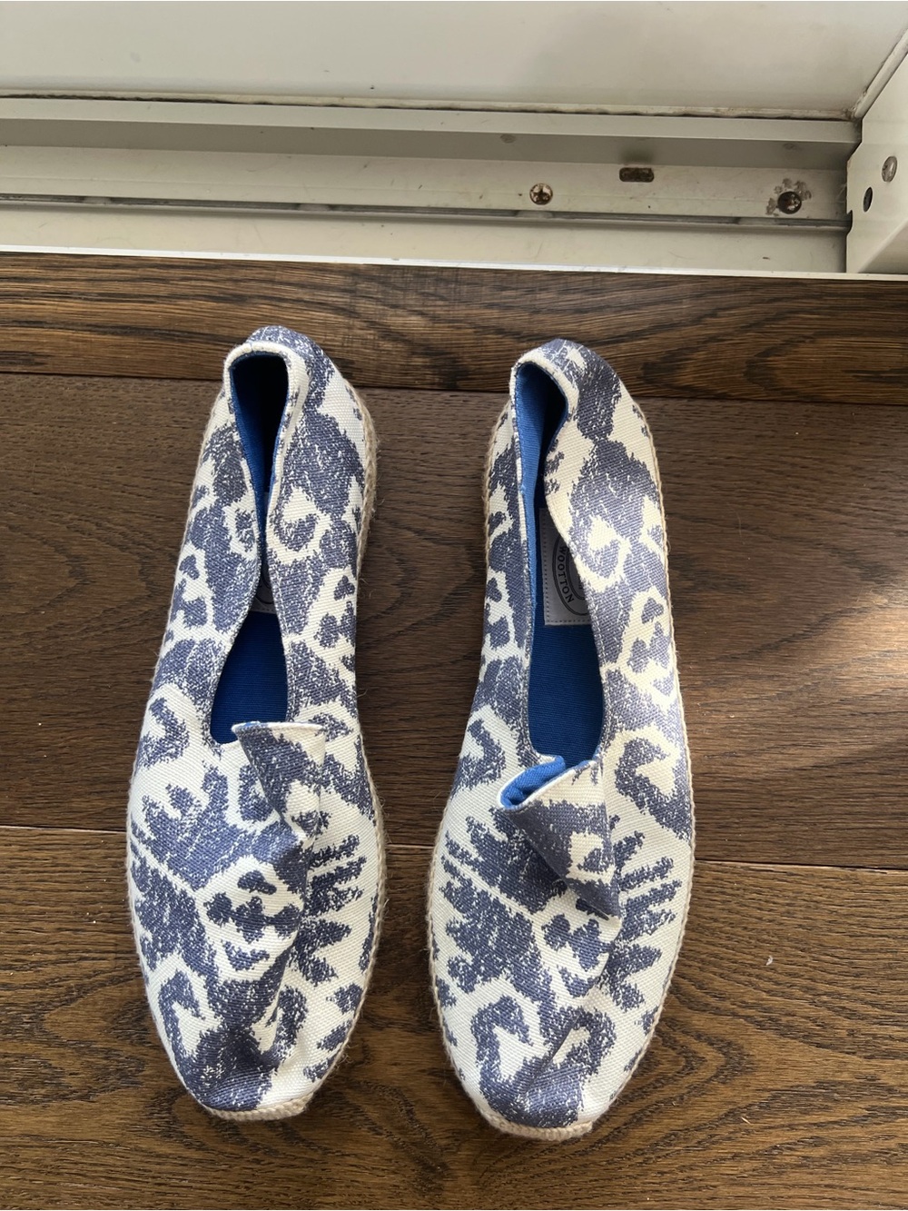 Blue & White Patterned Men’s Slip-On Espadrilles